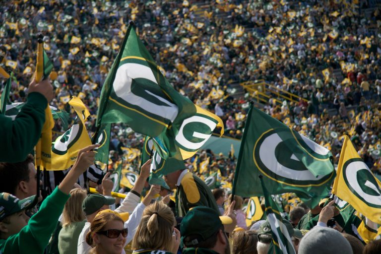 Angry Packers Fan Sues Bears for Ban on Packers Gear