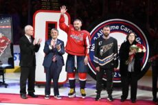 NHL roundup: Alex Ovechkin hits 40 goals for record 13th time