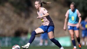 Arsenal Star Beth Mead to Discuss ACL Injuries with FIFA for Guidance
